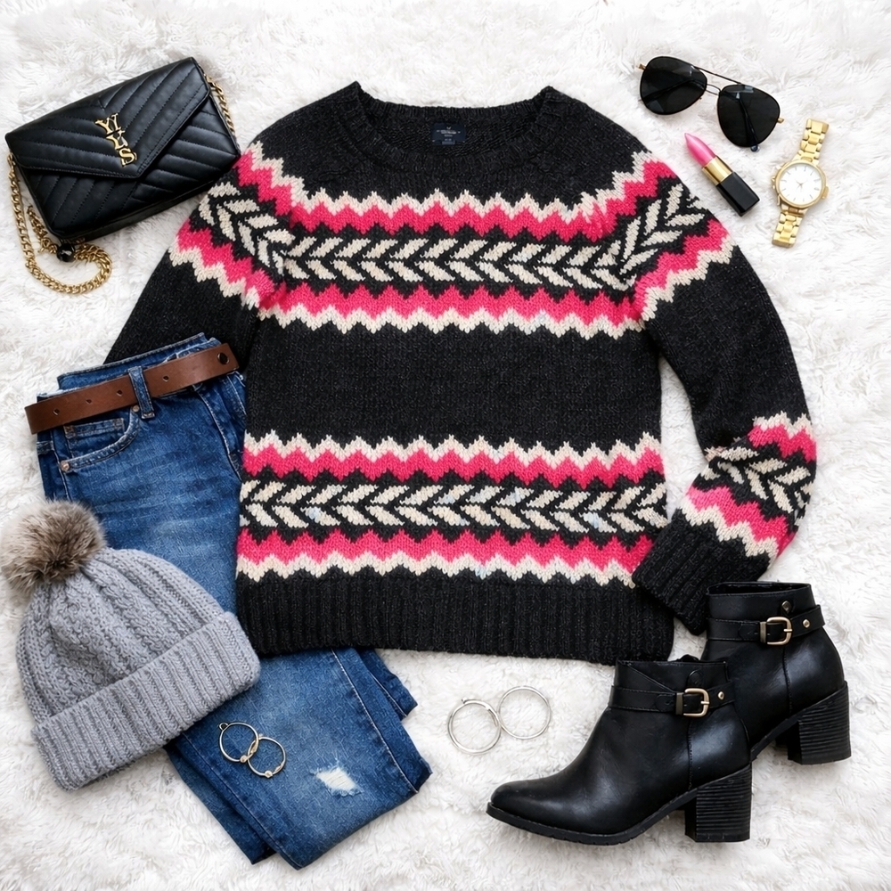 American Eagle Sweater